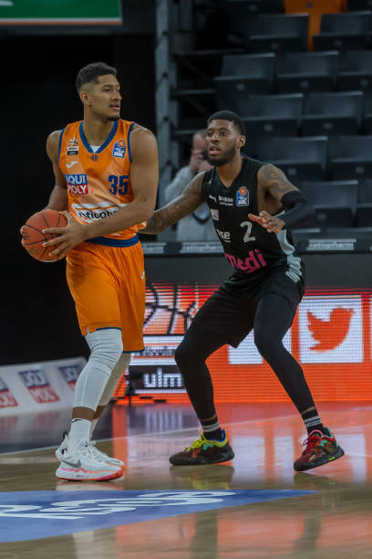 更是因为身 更是因为身